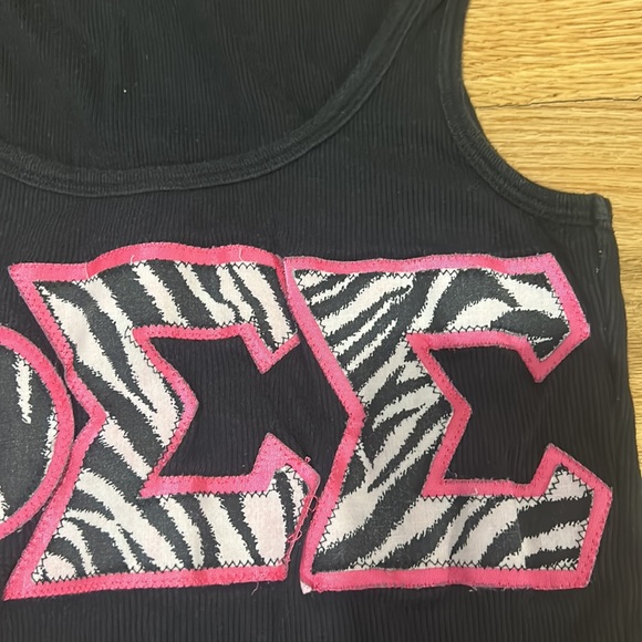 ⭐️⭐️⭐️Phi sigma sigma letters black tank top zebra small⭐️⭐️⭐️ - Picture 4 of 6